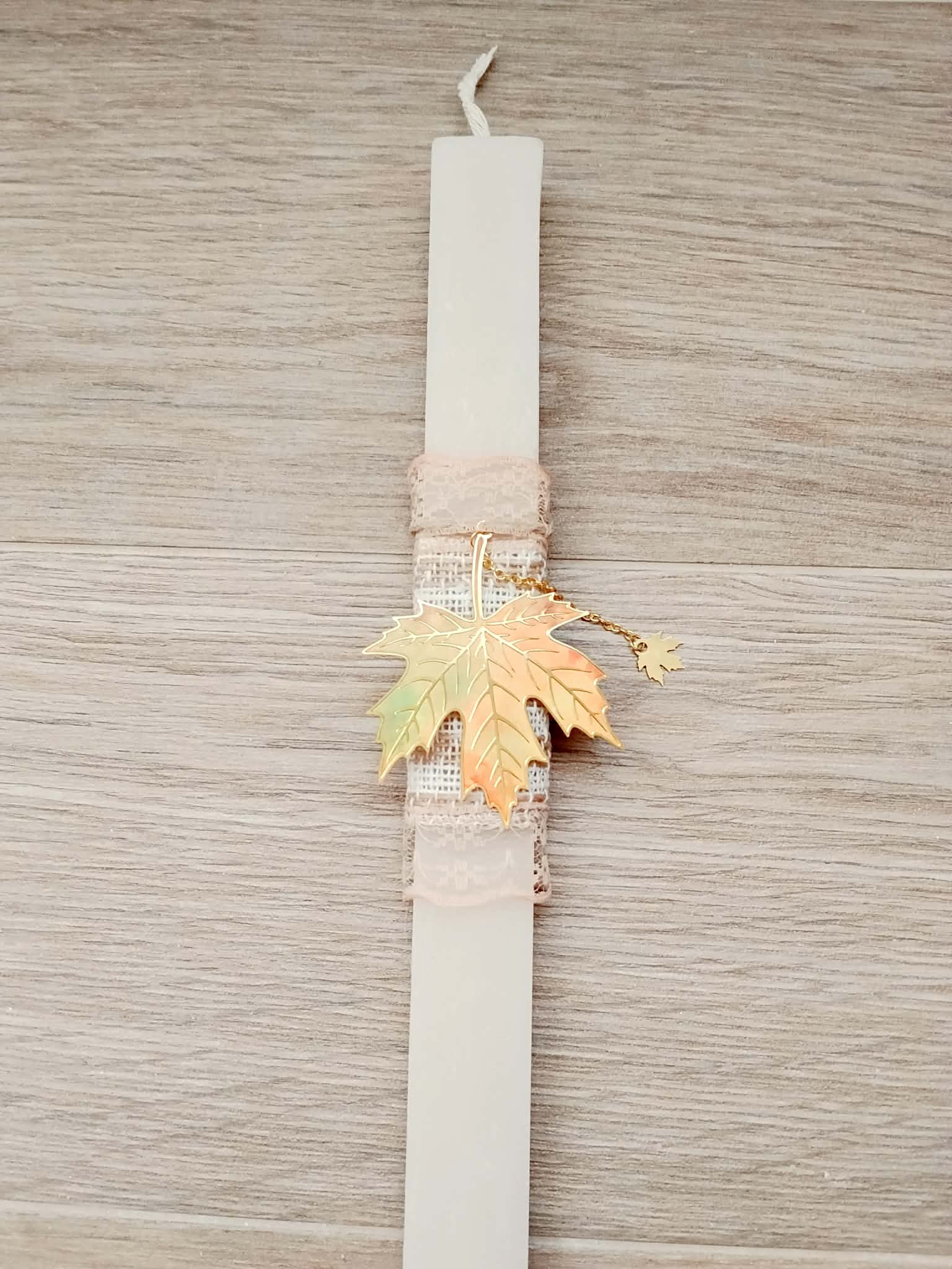 Εξώφυλλο: Λαμπάδα Σελιδοδείκτης Φύλλο